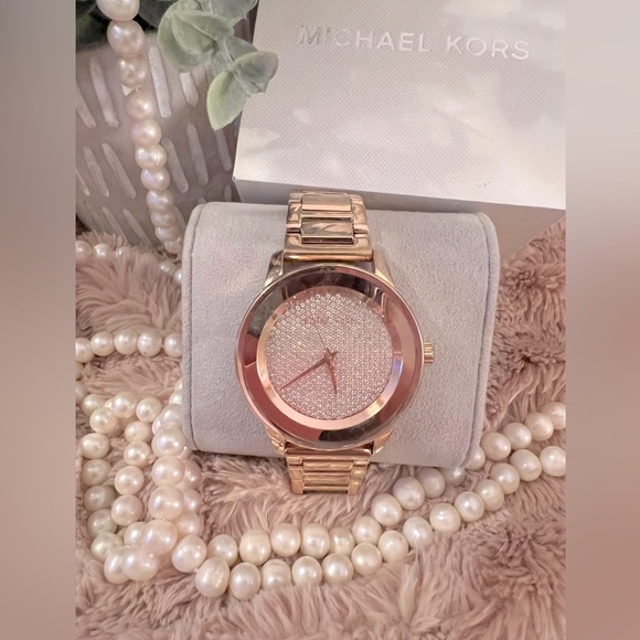 Michael Kors Accessories - Michael Kors Women's Kinley Rose Gold-Tone Watch